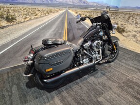 2026 Harley-Davidson® Heritage Classic® Vivid Black Black Laced Wheels thumb 0