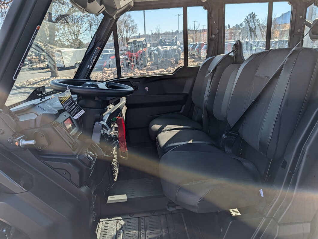 2026 Can-Am Defender MAX XT CAB HD11, photo 9