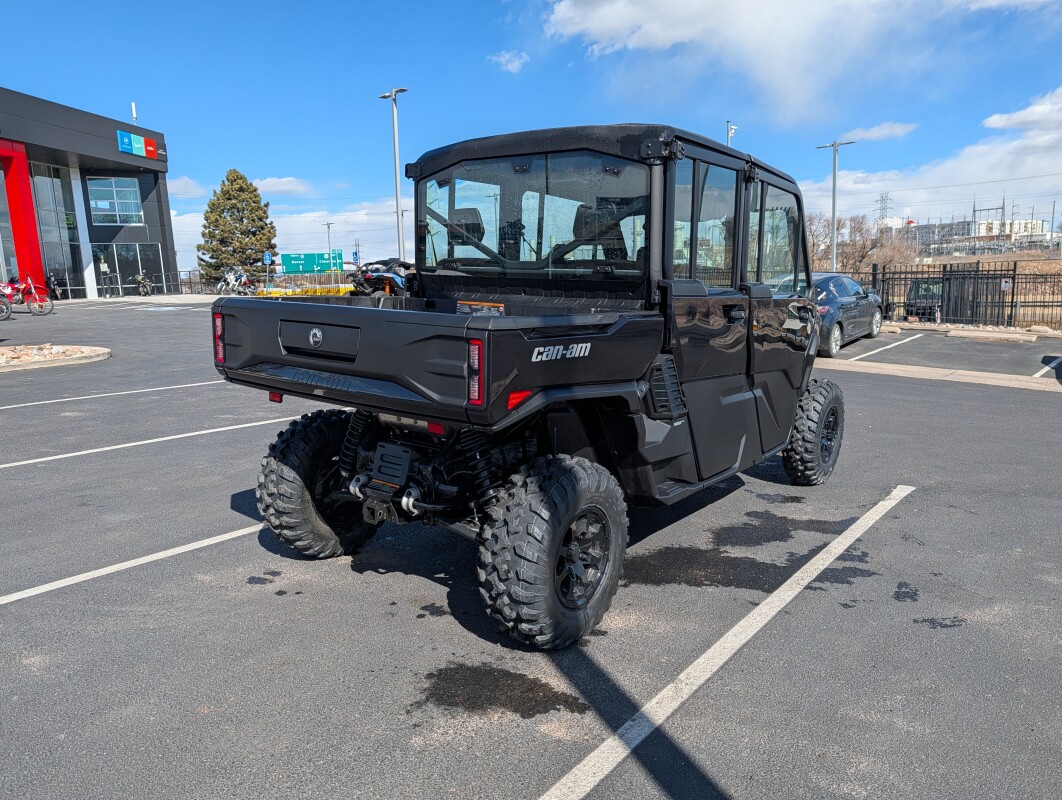 2026 Can-Am Defender MAX XT CAB HD11, photo 6