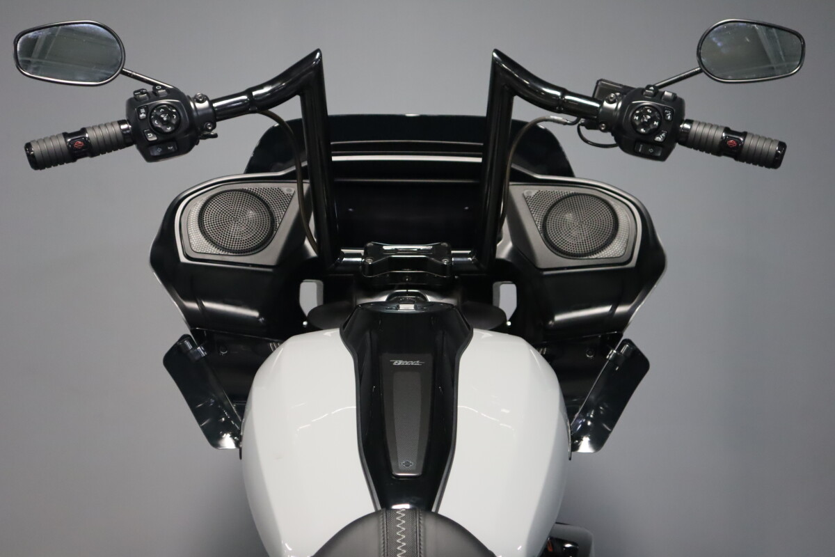 2025 Harley-Davidson® Road Glide™ FLTRX, photo 13