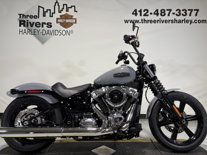 2026 Harley-Davidson® Street Bob® Dark Billiard Gray SOLO w/Cast Wheels