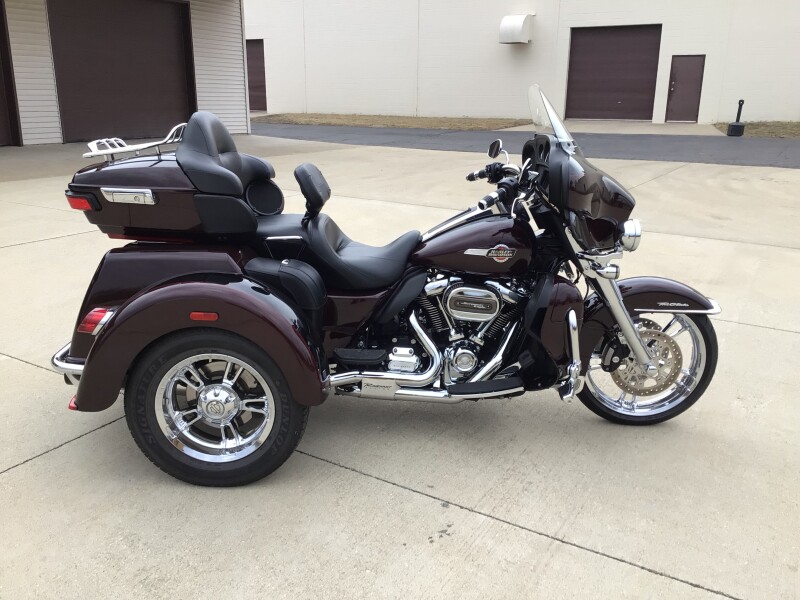 FLHTCUTG 2022 Tri Glide® Ultra