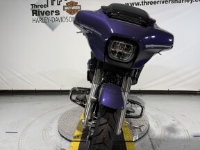2026 Harley-Davidson® Street Glide® Purple Abyss Chrome Trim thumb 1
