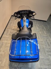 2017 Harley-Davidson® Ultra Limited Custom Colour Bonneville Blue/Fathom Blue FLHTK thumb 1