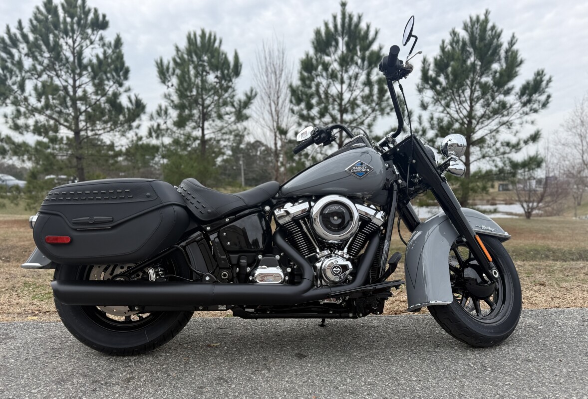 Heritage Classic® | Black Sheep Harley-Davidson