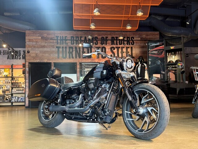 MY22 Harley-Davidson Softail Sport Glide w/ABS (FLSB)