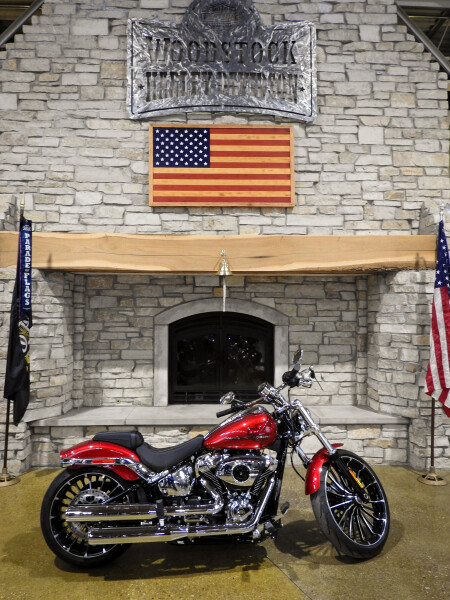 Harley-Davidson® Breakout™ 2025 FXBR BRILLIANT RED