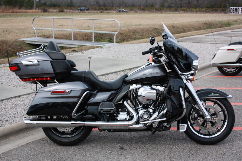 2014 Harley-Davidson® Ultra Limited FLHTK