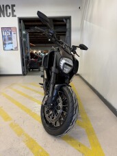 2015 Ducati Diavel ABS - Dark Stealth thumb 2