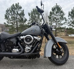 2026 Harley-Davidson® Heritage Classic FLHC thumb 1
