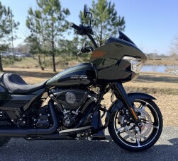 2026 Harley-Davidson® Road Glide™ FLTRX thumb 1