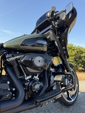 2026 Harley-Davidson® Street Glide® FLHX thumb 1