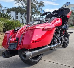 Harley-Davidson® CVO™ Road Glide™ ST 2025 thumb 1