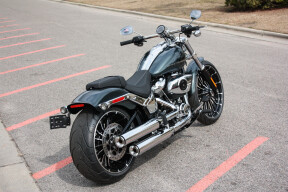 2026 Harley-Davidson® Breakout™ FXBR thumb 2