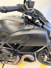2015 Ducati Diavel ABS - Dark Stealth thumb 1
