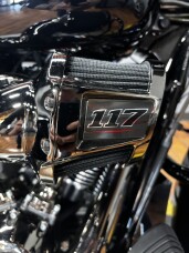 2022 Harley-Davidson® CVO™ Street Glide® BLUE STEEL thumb 2