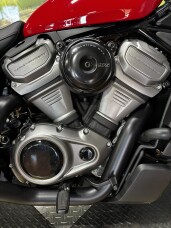 2023 Harley-Davidson® Nightster™ REDLINE RED thumb 2