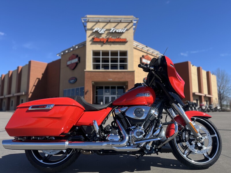 2026 Harley-Davidson® FLHX Street Glide® Blood Orange