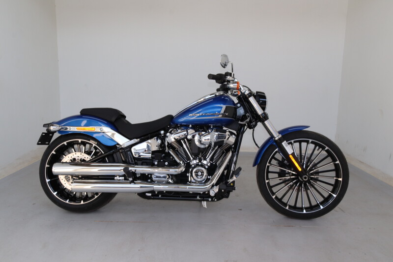 2024 Harley-Davidson® Breakout™ 117 Blue Burst