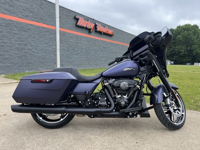 2025 Harley-Davidson® Street Glide® Purple Abyss Denim - Black Finish