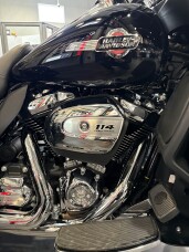 2025 Tri-Glide w/under 1,900kms!! thumb 0