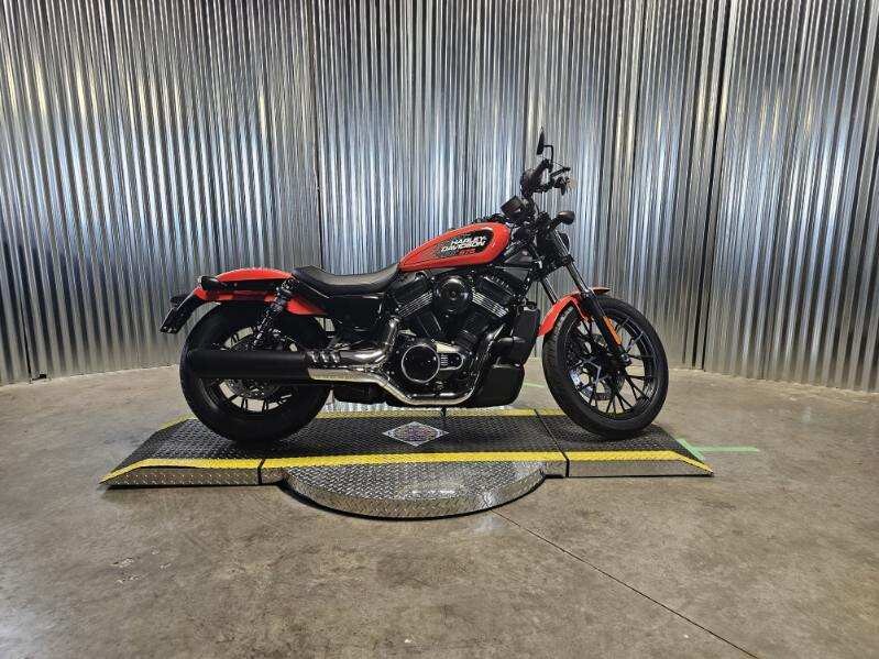 2026 Harley-Davidson® Nightster® Blood Orange Black Trim