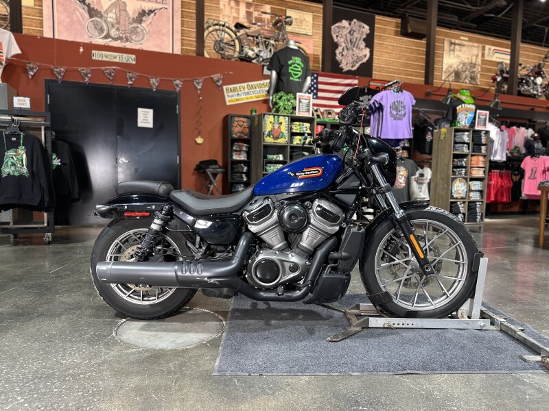 Harley-Davidson® Nightster™ Special 2023 RH975S BILLIARD BLUE