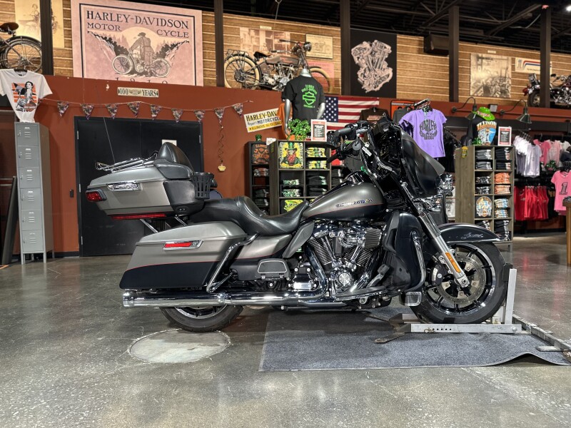 Harley-Davidson® Ultra Limited 2019 FLHTK INDGRYDNM/BLKDN W/PINSTRIPE