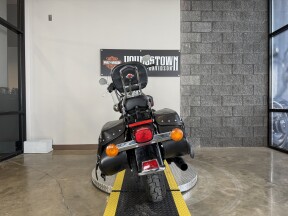 2017 Harley-Davidson® Heritage Softail® Classic FLSTC  thumb 1
