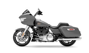 2026 Harley-Davidson® Road Glide® Dark Billiard Gray Chrome Trim thumb 2