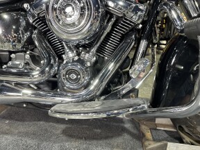 Harley-Davidson® Heritage Classic 107 2021 FLHC VIVID BLACK - BLACK FINISH thumb 0