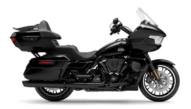 2026 Harley-Davidson® Road Glide Limited Vivid Black Black Trim