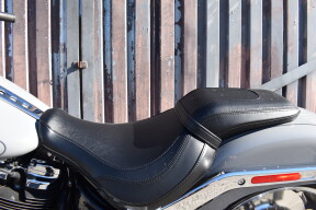 2024 Harley-Davidson® Fat Boy® 114 FLFBS thumb 1