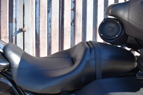 2018 Harley-Davidson® Road Glide® FLTRX thumb 1