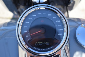 2024 Harley-Davidson® Fat Boy® 114 FLFBS thumb 3