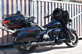 2023 Harley-Davidson® Ultra Limited FLHTK thumb 1