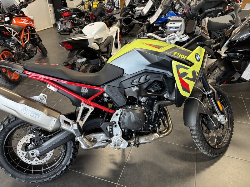 2026 BMW Motorrad F 900 GS FINANCING AS LOW AS 3.9% OR $1000 REBATE APPLIED