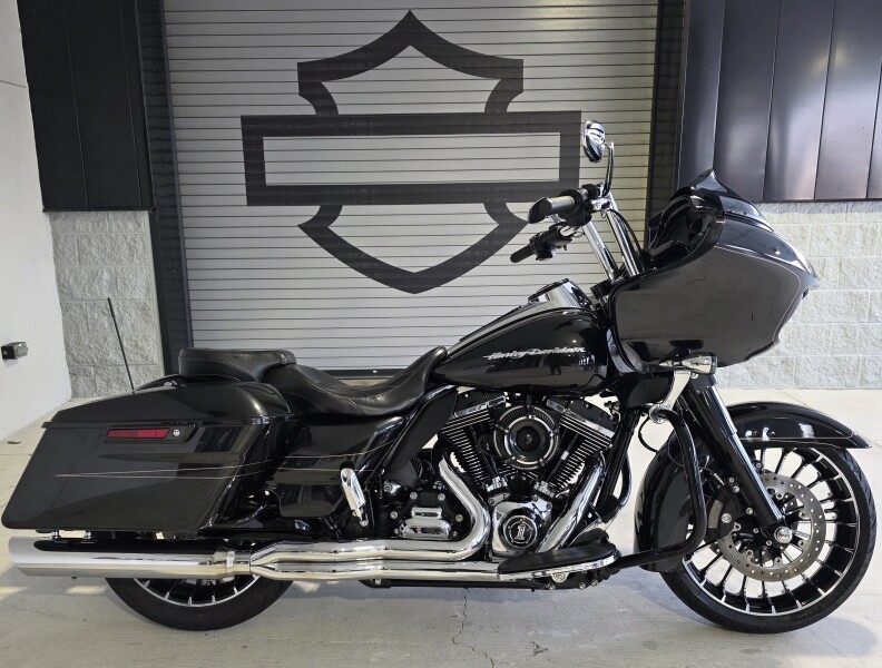2016 Harley-Davidson® Road Glide® Special