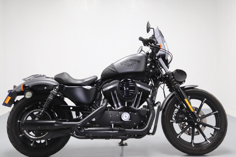 2017 Harley-Davidson® Iron 883™ Charcoal Denim