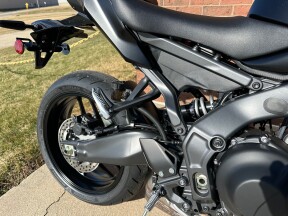 2026 Yamaha MT-09 Matte Raven Black thumb 1