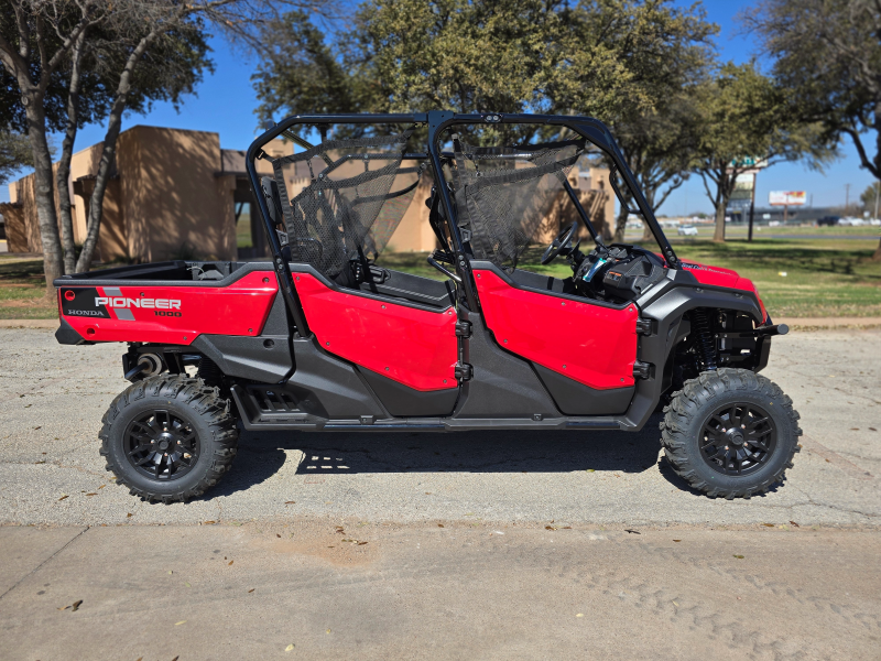 2025 Honda Pioneer 1000-6 Deluxe Crew 