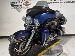 2010 Harley-Davidson® Electra Glide® Ultra Limited Two-Tone Vivid Black/Black Ice Pearl thumb 0