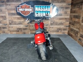 2026 Harley-Davidson® Fat Boy® Brilliant Red Chrome Trim thumb 1