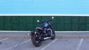 2026 Triumph Bonneville Bobber thumb 1