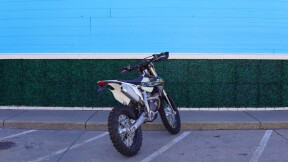 2026 Triumph TF 450-E thumb 1
