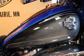 2026 Harley-Davidson HD Touring FLHXLSE Street Glide Limited CVO thumb 3