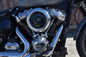 2026 Harley-Davidson® Street Bob® FXBB thumb 3