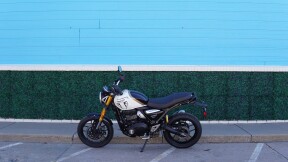 2026 Triumph Speed 400 thumb 3