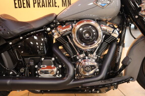 2026 Harley-Davidson HD FLHC Softail Heritage thumb 2
