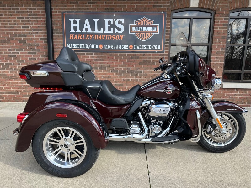 2022 Harley-Davidson Tri Glide Ultra Trike FLHTCUTG